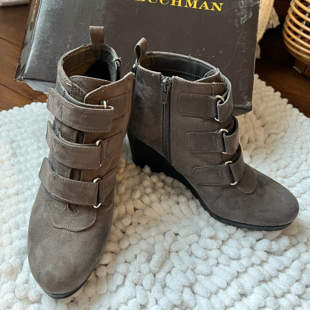 Women ankle boots